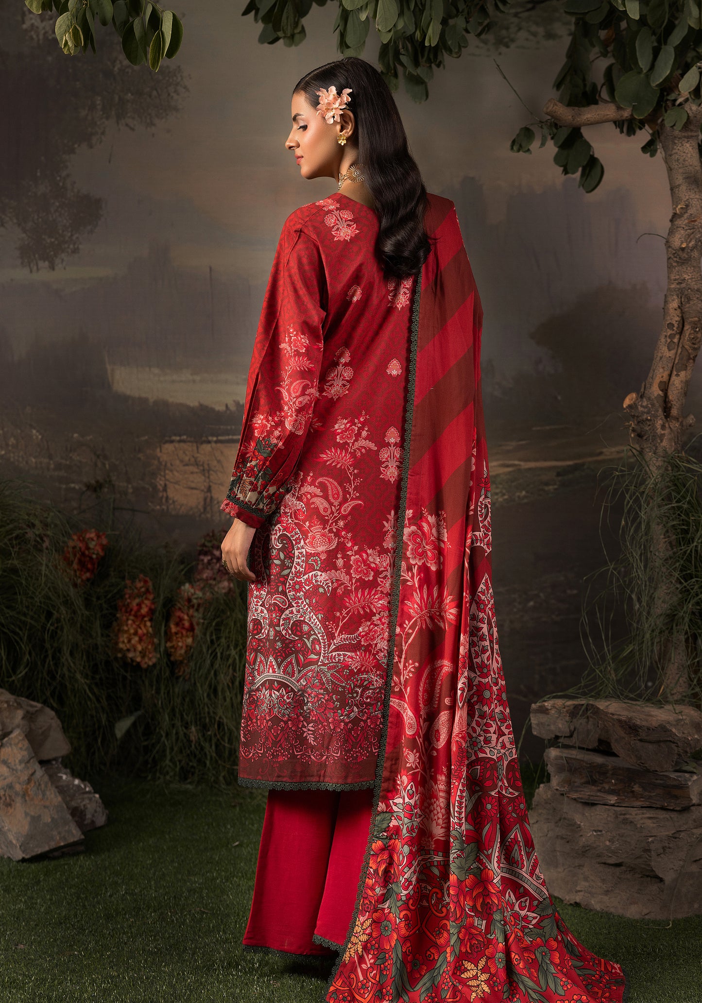 Nureen by Raiha